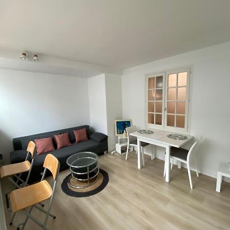 Paris Louvre Appartement Buitenkant foto