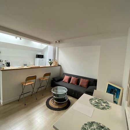 Paris Louvre Appartement Buitenkant foto